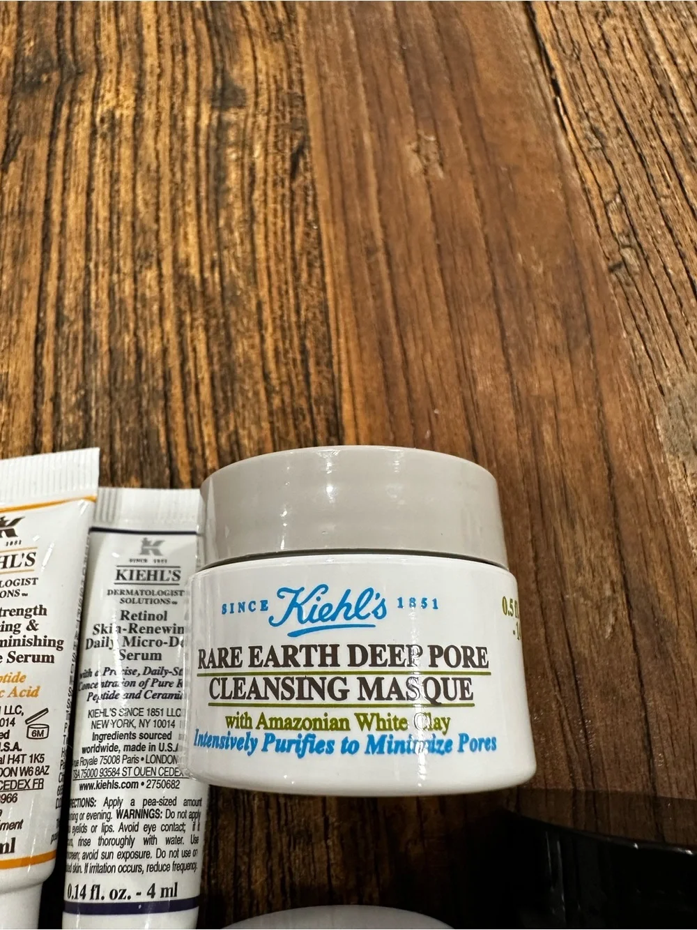 Kiehl's Skincare Collection - White, Navy, Brown several sample and small size - Picture 7 of 12